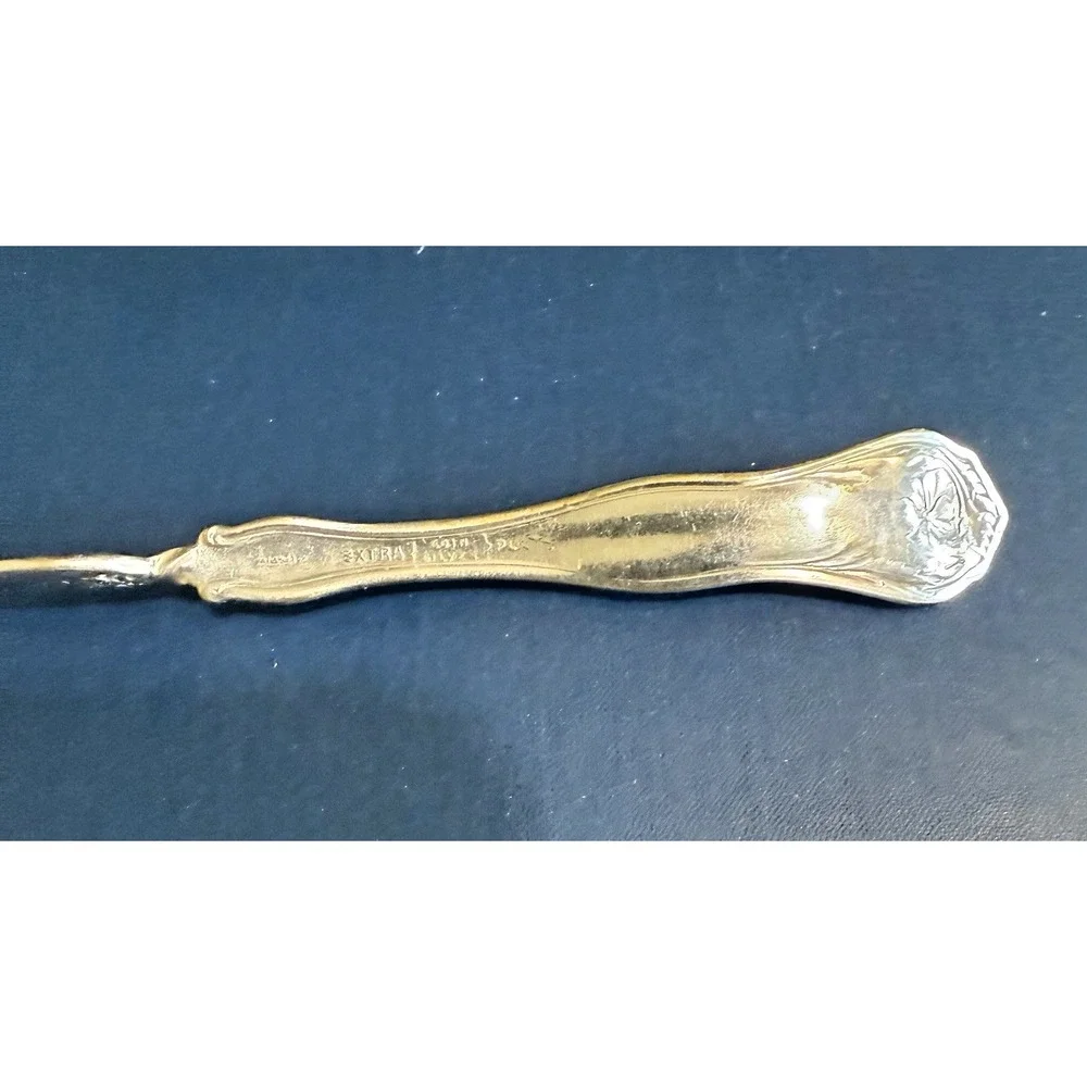 Wm Rogers BERWICK DIANA Silverplate TWISTED HANDLE BUTTER KNIFE Flatware 1904